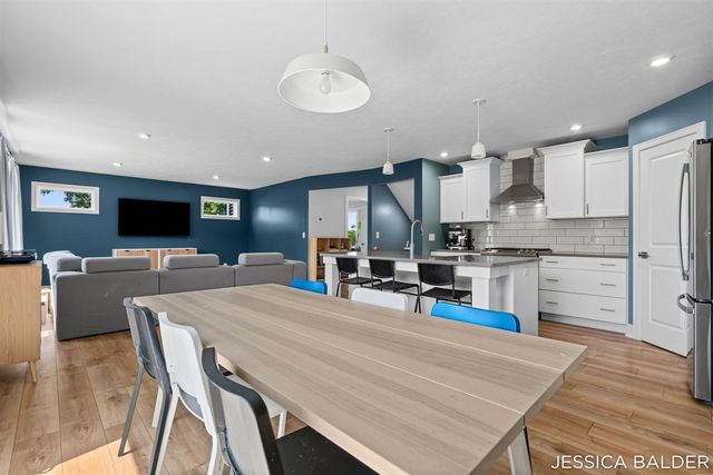 8355 Brickley Street, Byron Center, MI 49315
