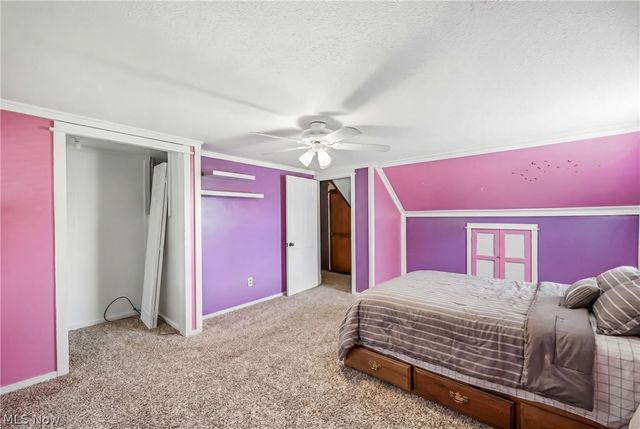 3192 Roselawn Drive, Niles, OH 44446