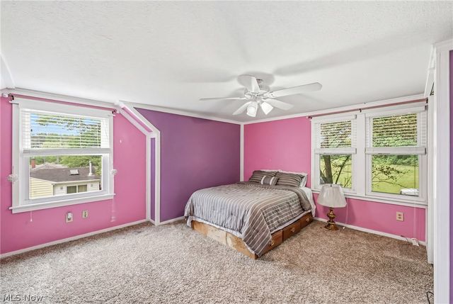 3192 Roselawn Drive, Niles, OH 44446