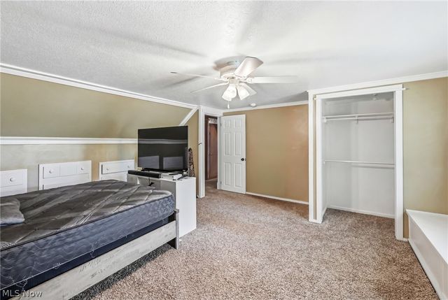 3192 Roselawn Drive, Niles, OH 44446