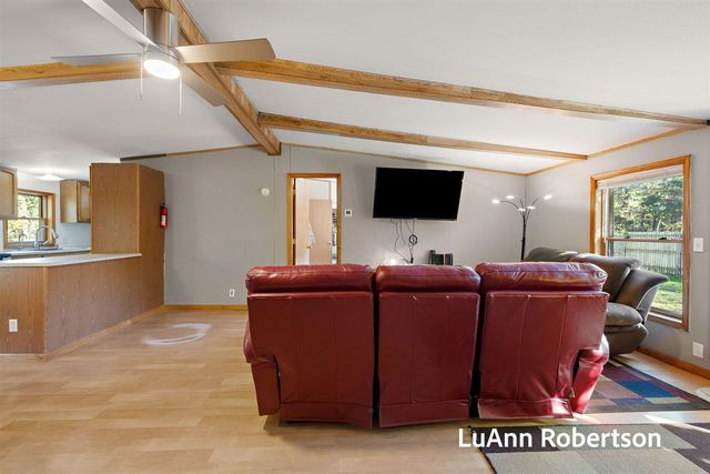 11622 Buchanan Street, Grand Haven, MI 49417