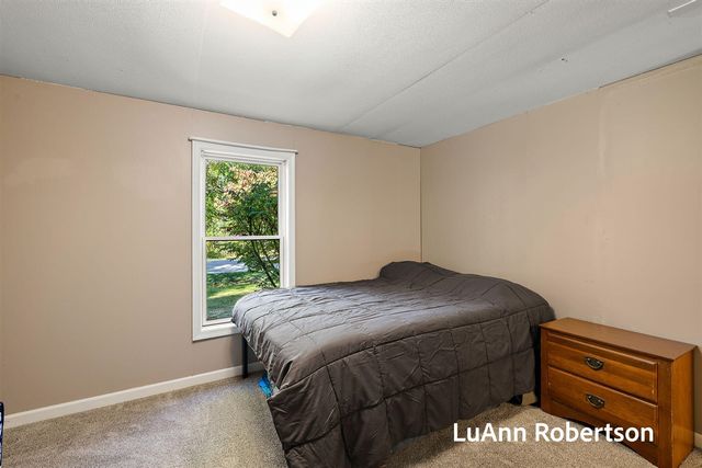 11622 Buchanan Street, Grand Haven, MI 49417