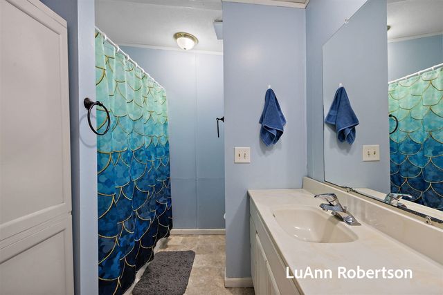 11622 Buchanan Street, Grand Haven, MI 49417