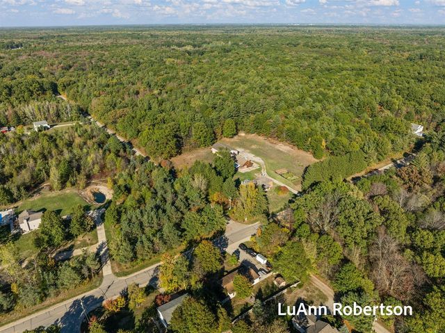 11622 Buchanan Street, Grand Haven, MI 49417