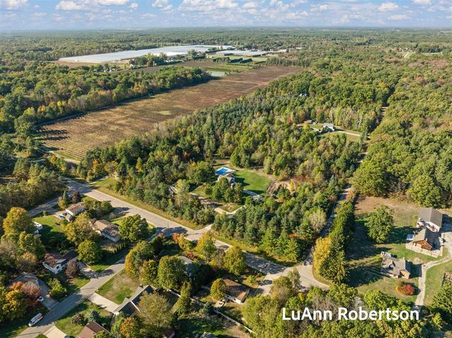 11622 Buchanan Street, Grand Haven, MI 49417