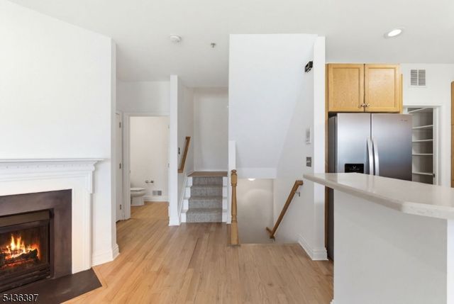 131 Brittany Ct, Clifton City, NJ 07013