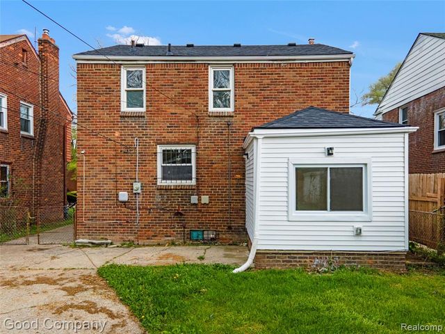 13517 Pembroke Avenue, Detroit, MI 48235