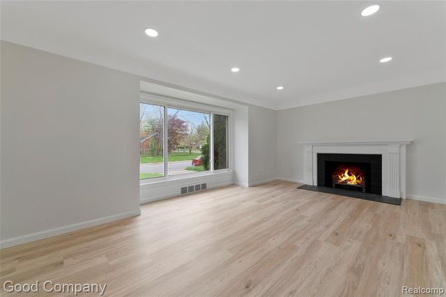 13517 Pembroke Avenue, Detroit, MI 48235