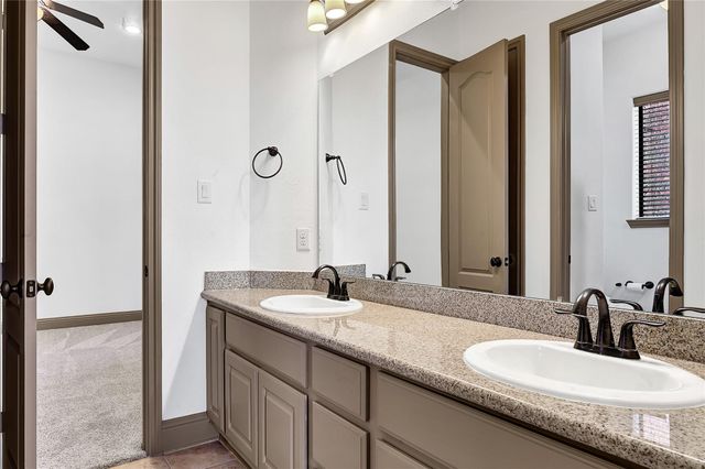 6223 Duke Trail Lane, Sugar Land, TX 77479