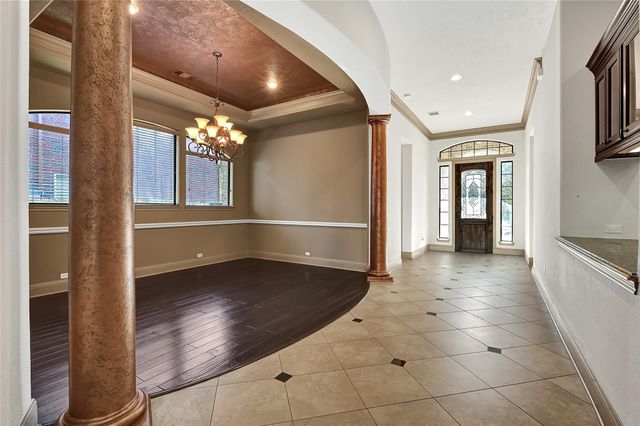 6223 Duke Trail Lane, Sugar Land, TX 77479