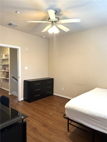 1198 Jones Butler Road 1504, College Station, TX 77840