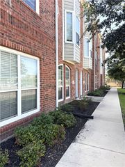 1198 Jones Butler Road 1504, College Station, TX 77840