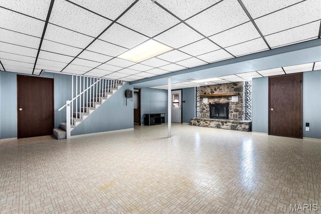 9 Columbus Drive, Belleville, IL 62226