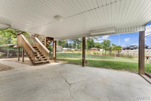 9 Columbus Drive, Belleville, IL 62226