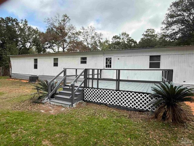5227 Chestnut Ave, Pace, FL 32571