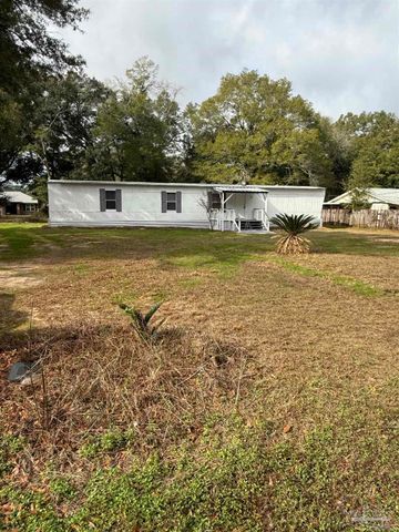 5227 Chestnut Ave, Pace, FL 32571