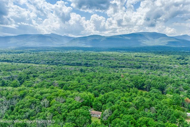 140 Mossy Hill Road, Catskill, NY 12414