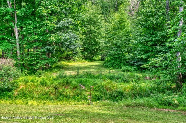 140 Mossy Hill Road, Catskill, NY 12414
