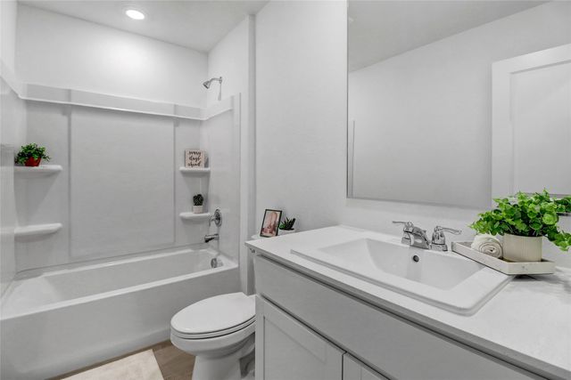 2009 Belgian Drive, Aubrey, TX 76227