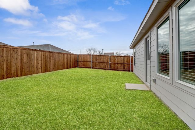 2009 Belgian Drive, Aubrey, TX 76227