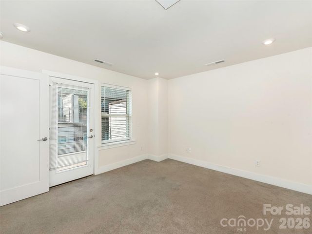 16023 Roscoe Lane L52, Charlotte, NC 28204