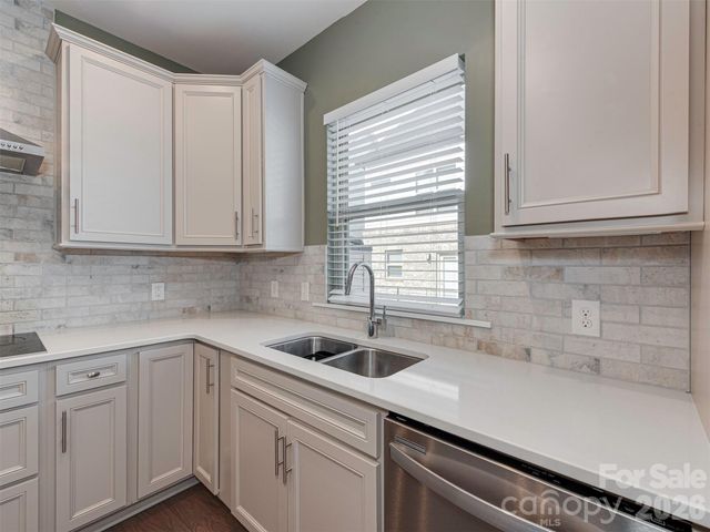 16023 Roscoe Lane L52, Charlotte, NC 28204