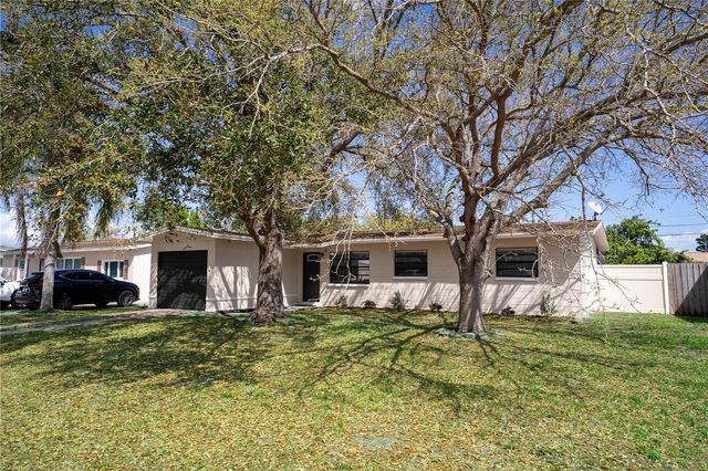 8443 58TH WAY N, Pinellas Park, FL 33781