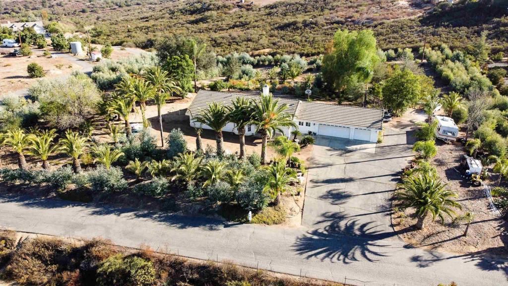 19363 Elizabeth Drive, Valley Center, CA 92082 — photo 4