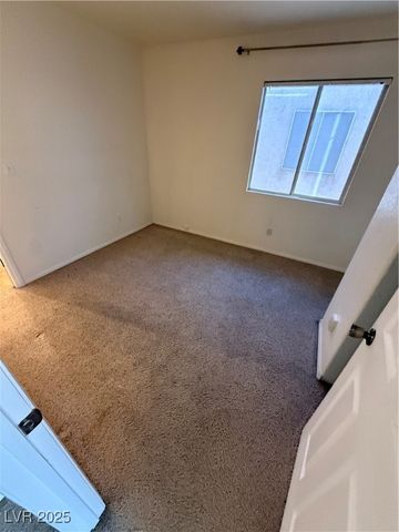 977 Country Skies Avenue, Las Vegas, NV 89123