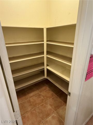 977 Country Skies Avenue, Las Vegas, NV 89123