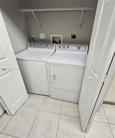 1275 SW 48th Ter 1275, Deerfield Beach, FL 33442