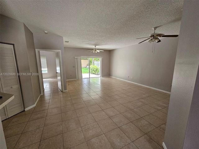 1275 SW 48th Ter 1275, Deerfield Beach, FL 33442