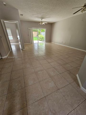 1275 SW 48th Ter 1275, Deerfield Beach, FL 33442
