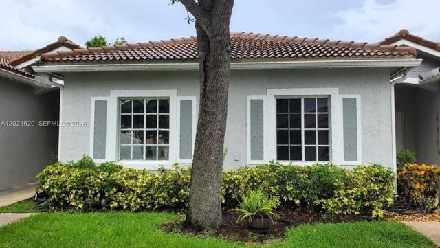 1275 SW 48th Ter 1275, Deerfield Beach, FL 33442