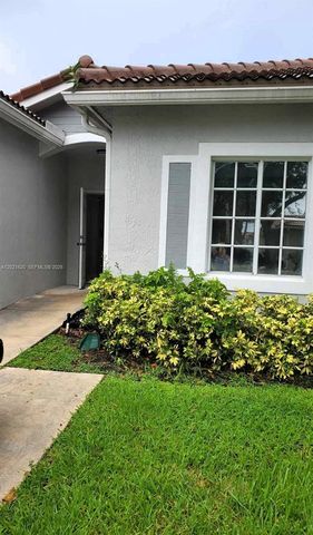 1275 SW 48th Ter 1275, Deerfield Beach, FL 33442