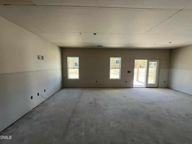 109 Sagewood Drive, Dudley, NC 28333