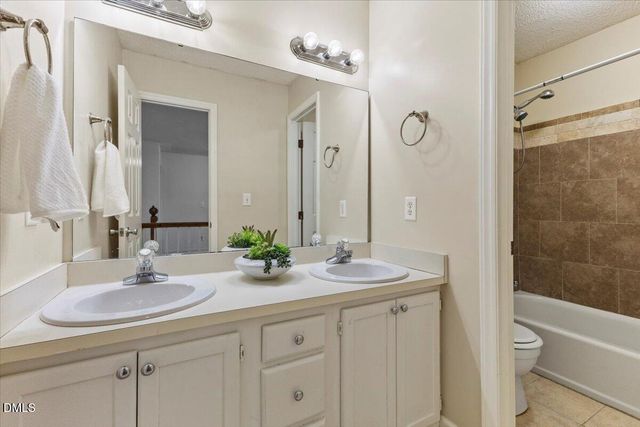 2044 Muirfield Village Way, Raleigh, NC 27604