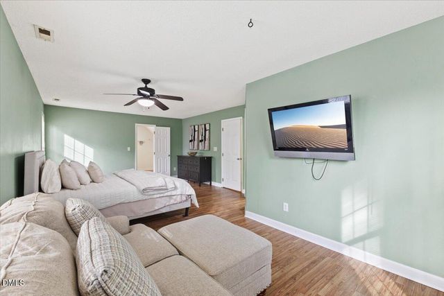 2044 Muirfield Village Way, Raleigh, NC 27604