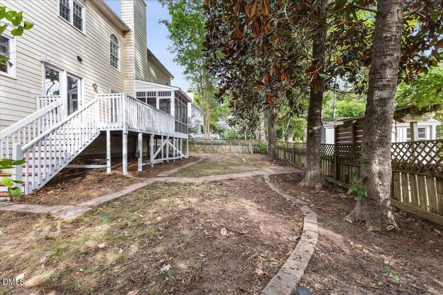2044 Muirfield Village Way, Raleigh, NC 27604