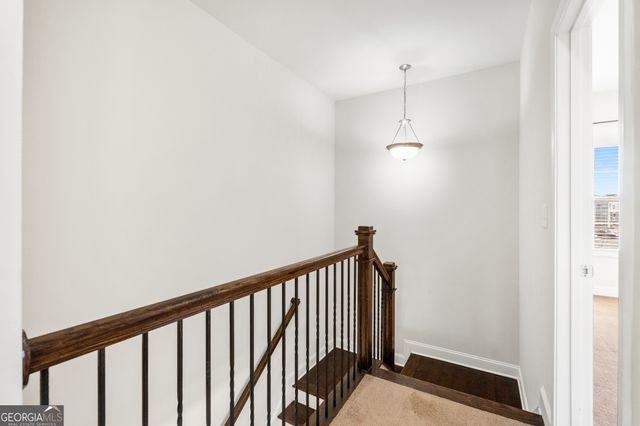 1002 Township Square, Alpharetta, GA 30022