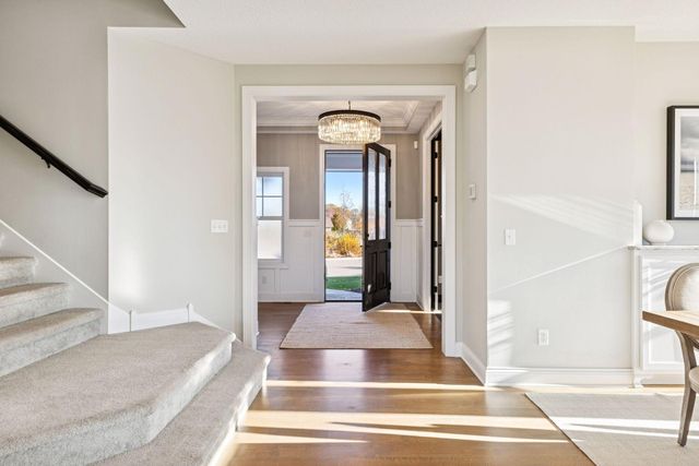 78 Rapp Farm Lane, North Oaks, MN 55127