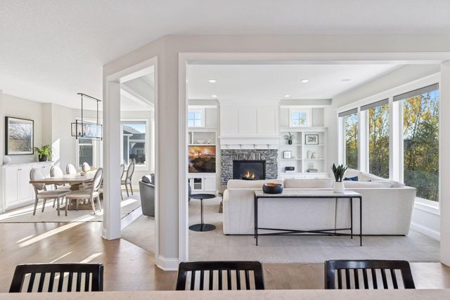 78 Rapp Farm Lane, North Oaks, MN 55127