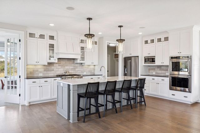 78 Rapp Farm Lane, North Oaks, MN 55127