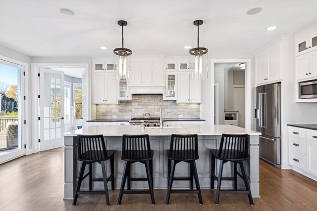 78 Rapp Farm Lane, North Oaks, MN 55127