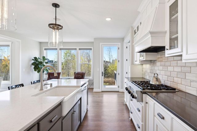 78 Rapp Farm Lane, North Oaks, MN 55127