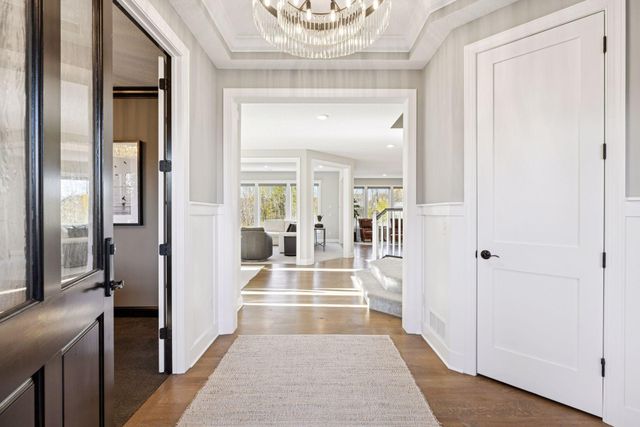 78 Rapp Farm Lane, North Oaks, MN 55127