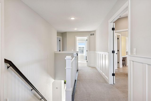 78 Rapp Farm Lane, North Oaks, MN 55127