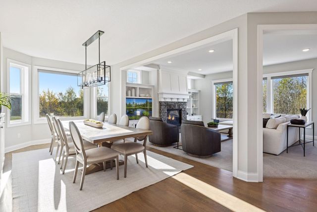 78 Rapp Farm Lane, North Oaks, MN 55127