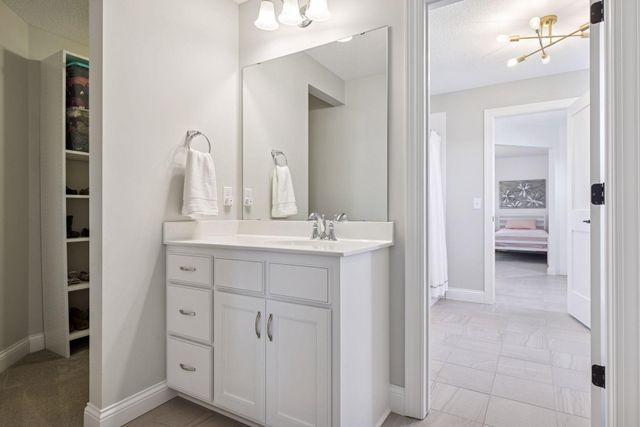 78 Rapp Farm Lane, North Oaks, MN 55127