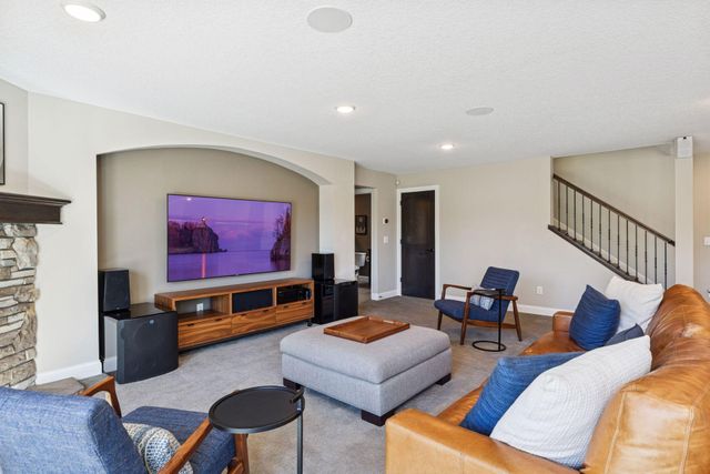 78 Rapp Farm Lane, North Oaks, MN 55127